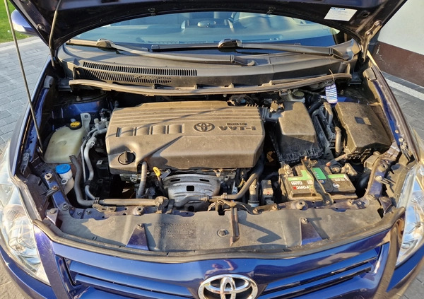 Toyota Auris cena 19800 przebieg: 216000, rok produkcji 2011 z Niepołomice małe 326